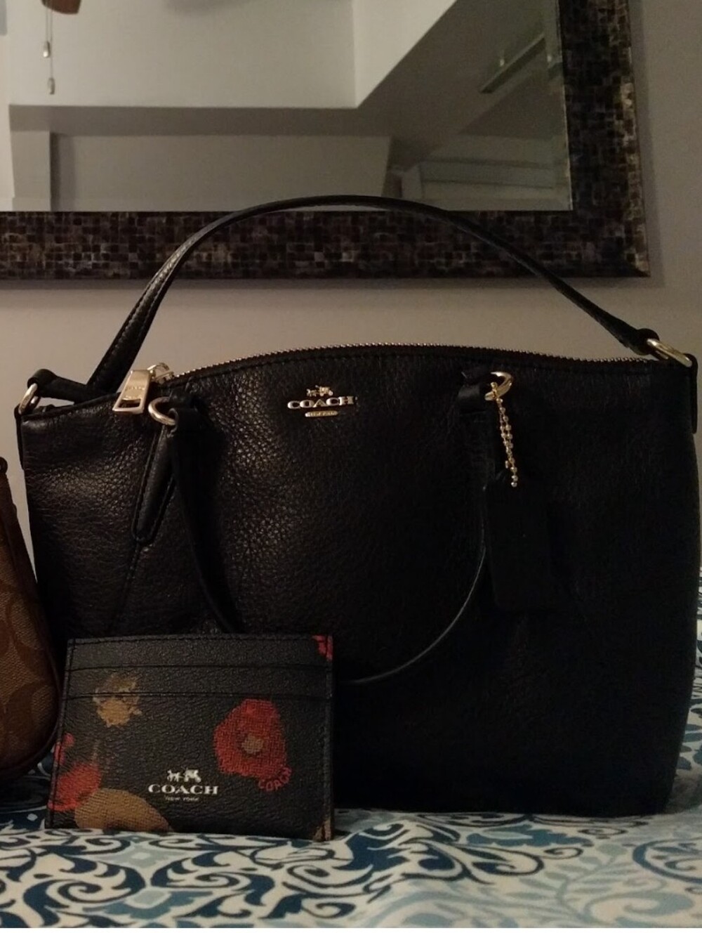 Coach Small Kelsey Satchel Black Pebbled Leather-Gold Tone Hardware- Crossbody - Picture 2 of 9